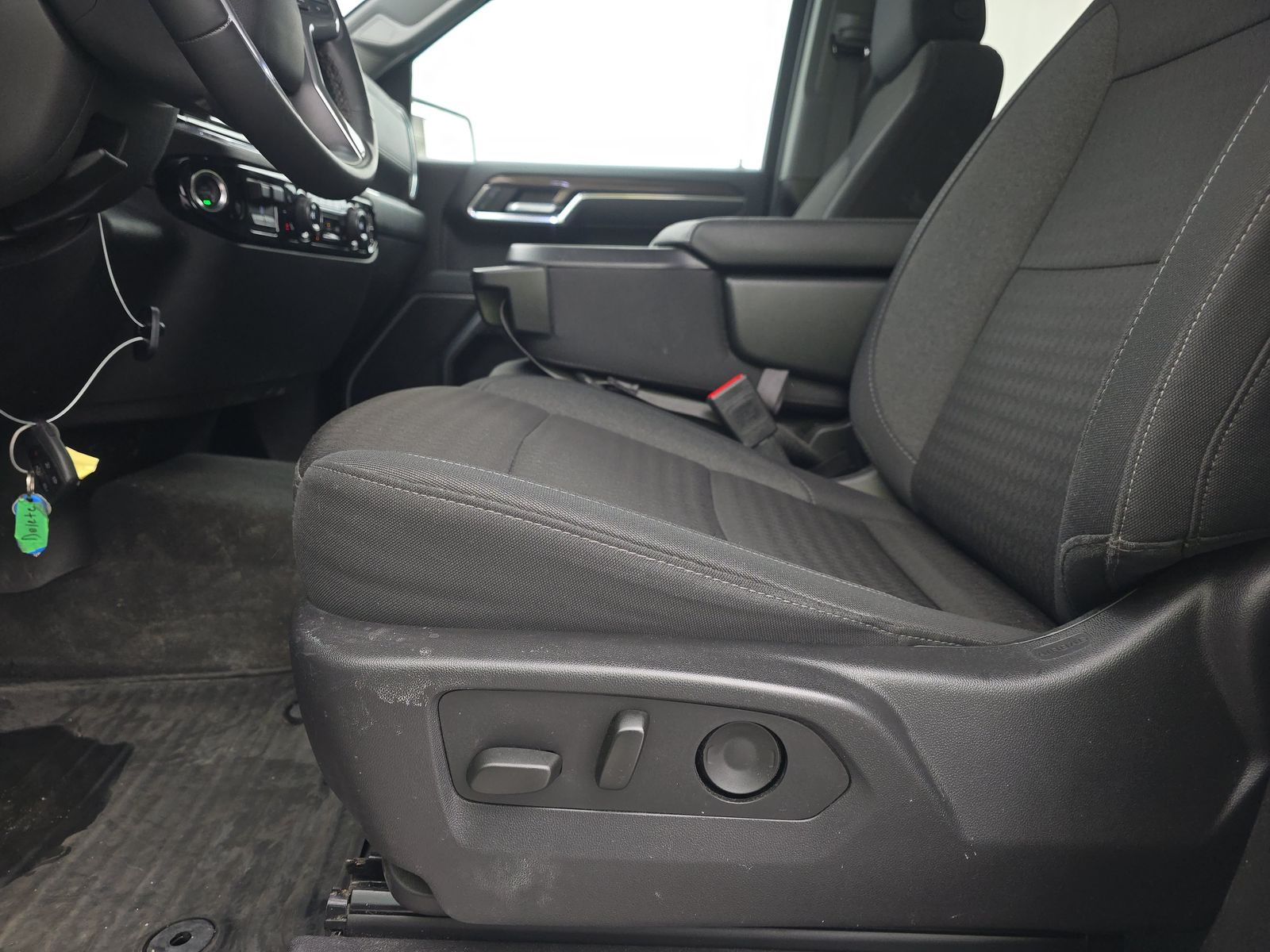 2025 Chevrolet Silverado 1500 LT AWD