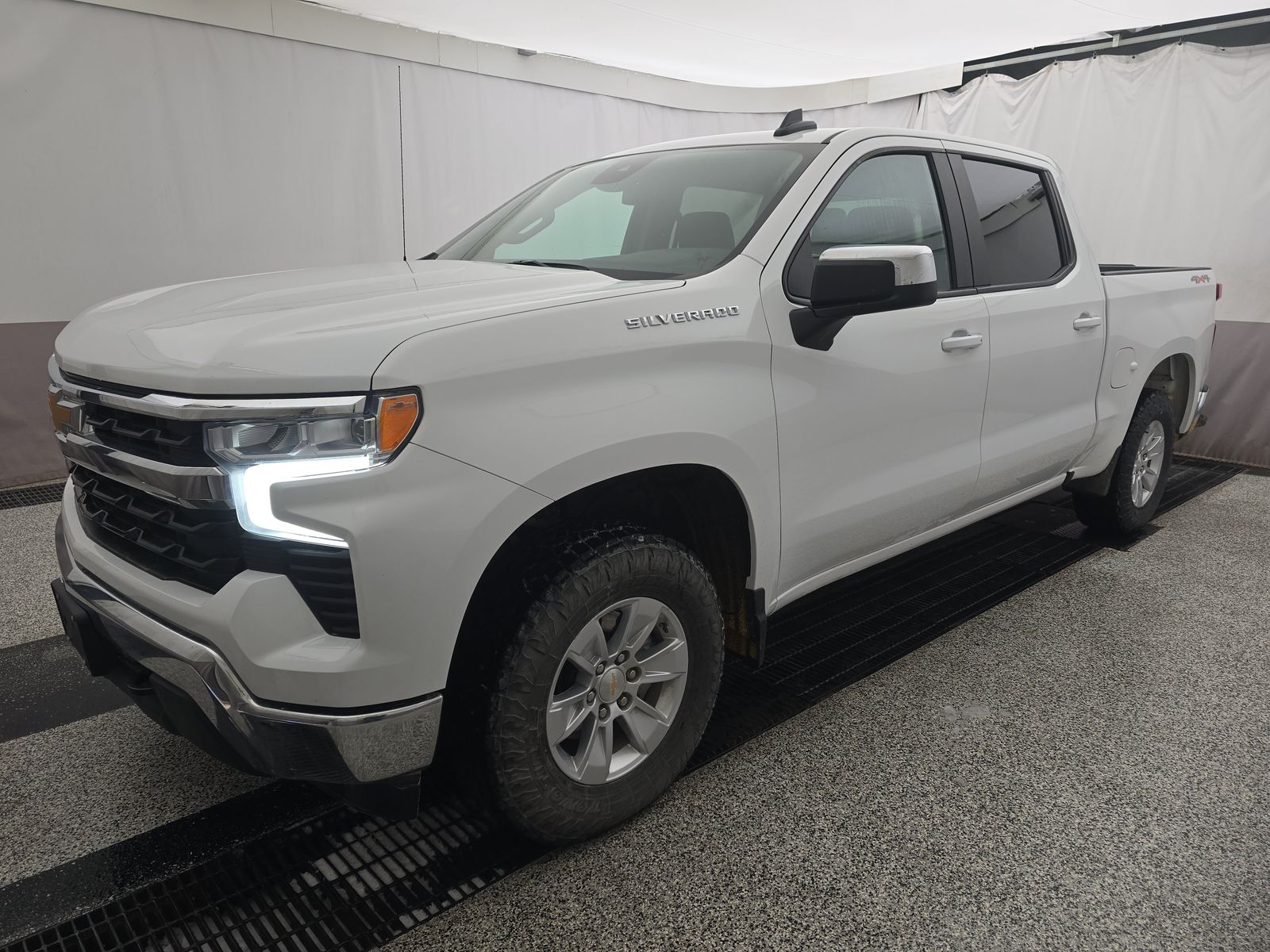 2025 Chevrolet Silverado 1500 LT AWD