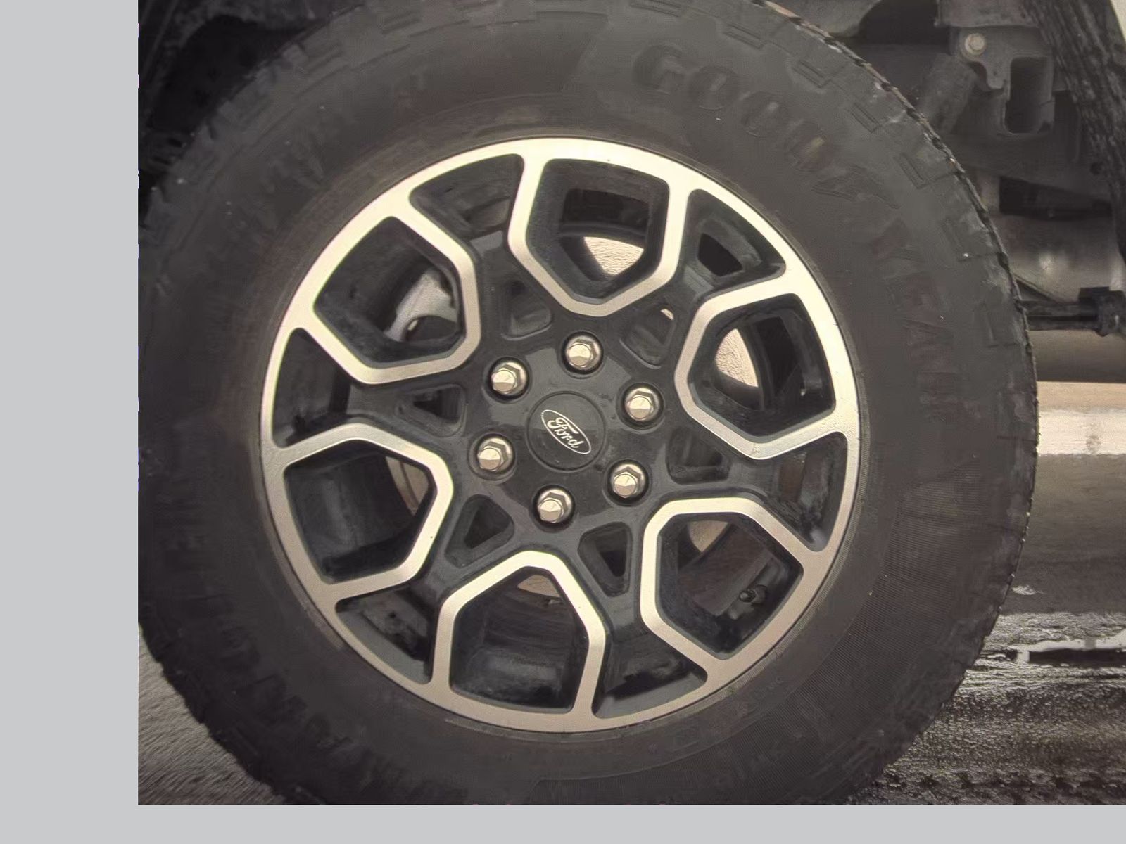 2023 Ford F-150 Hybrid XLT AWD