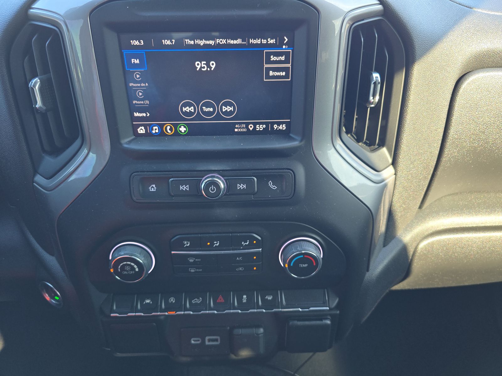 2022 Chevrolet Silverado 1500 Custom RWD