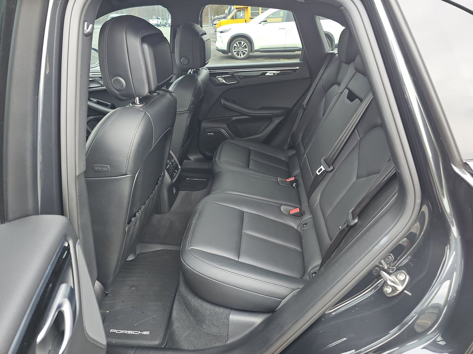 2020 Porsche Macan S AWD