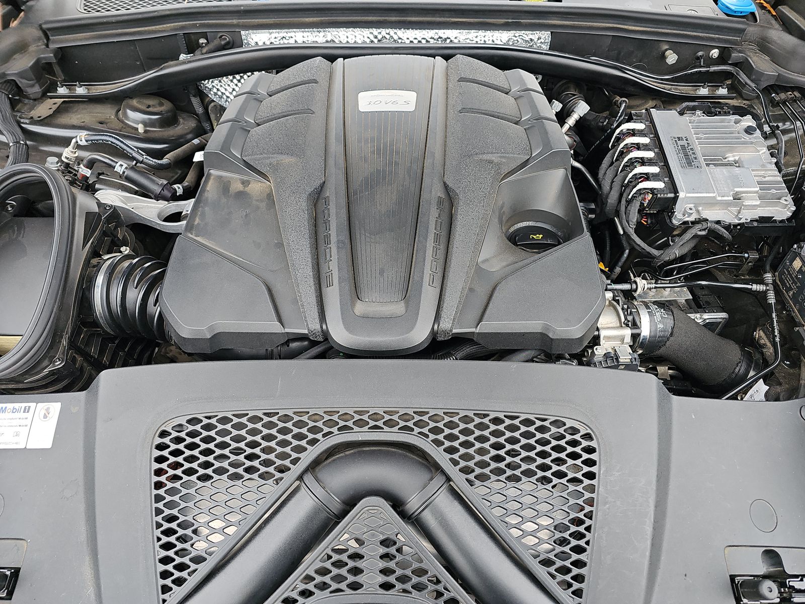 2020 Porsche Macan S AWD