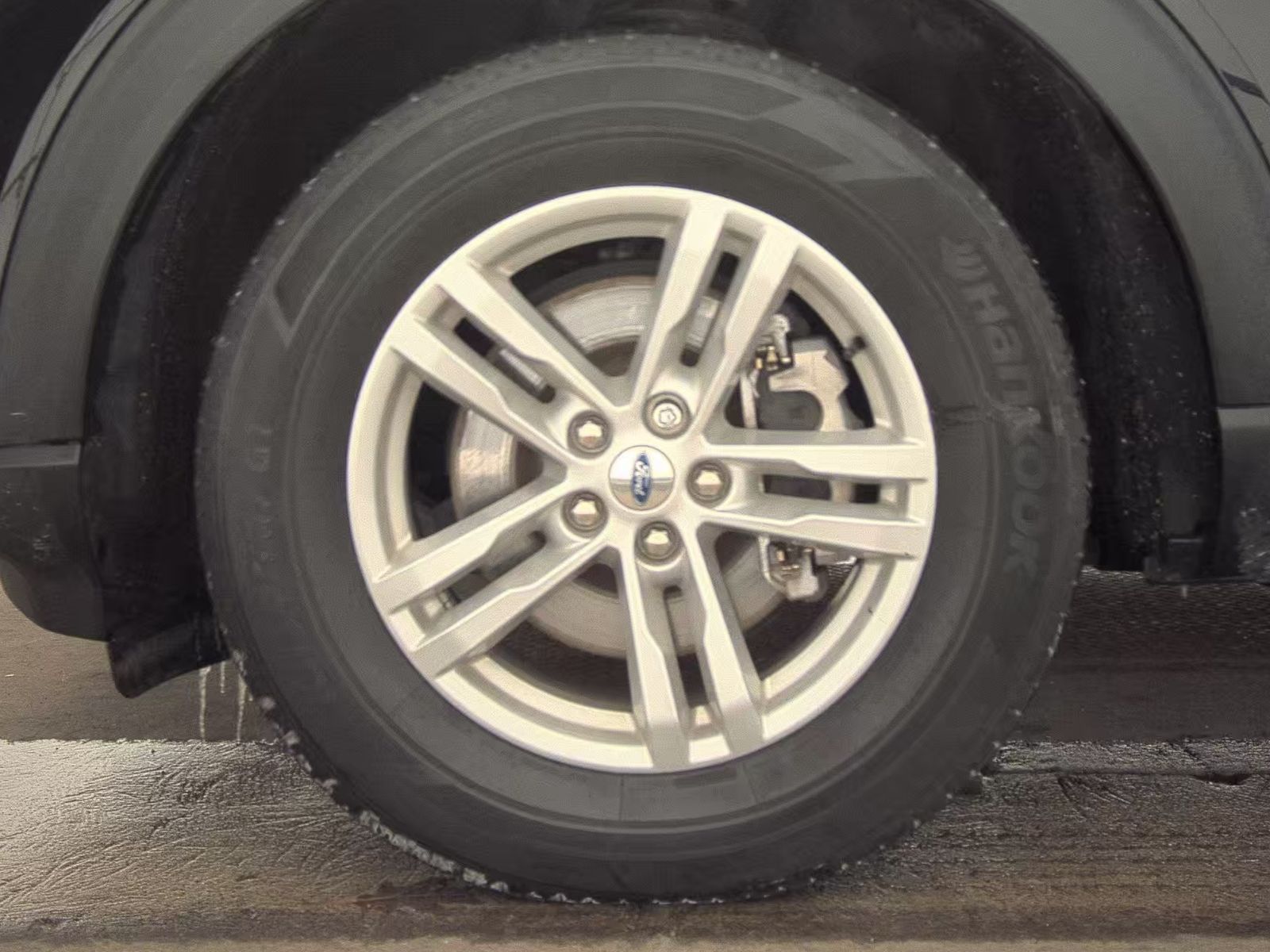 2022 Ford Explorer XLT AWD