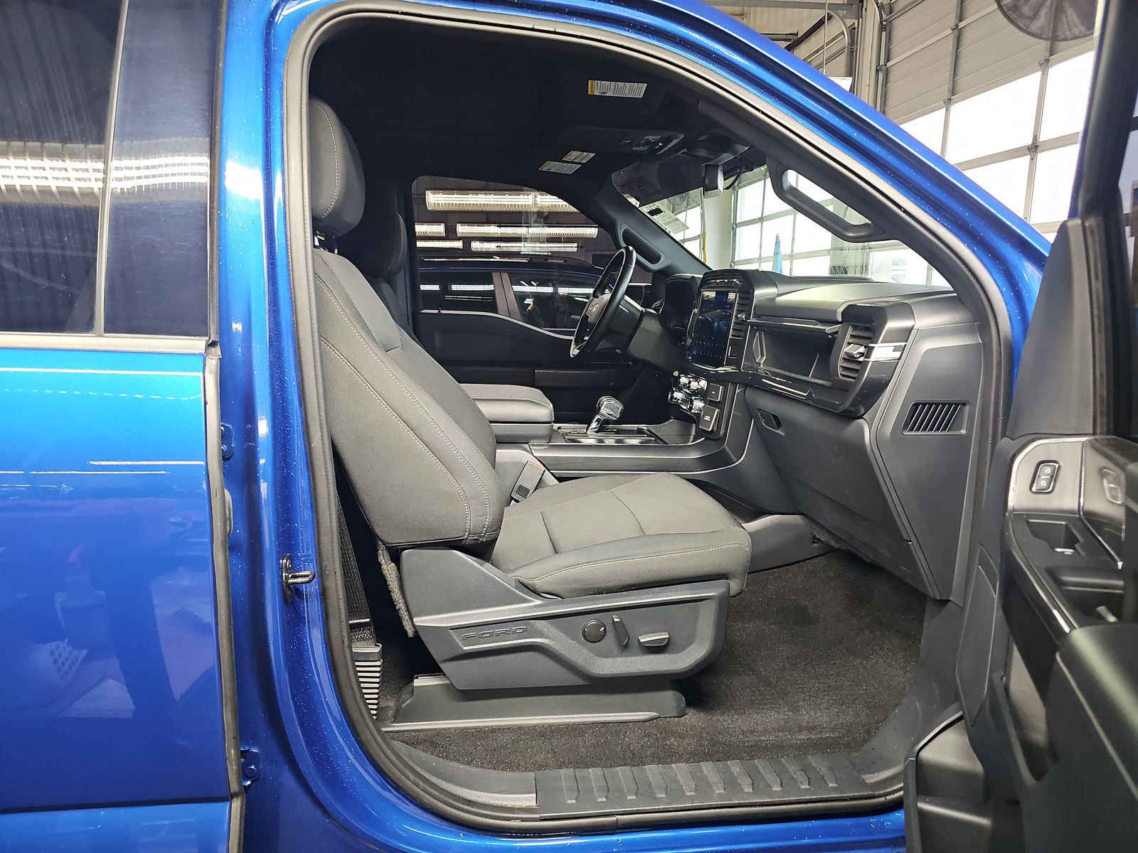 2022 Ford F-150 XLT AWD