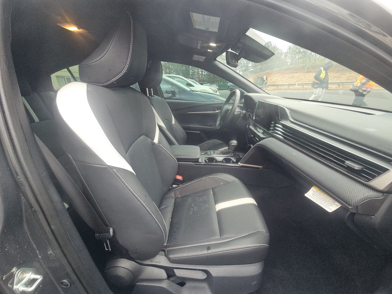 2025 Toyota Camry SE FWD