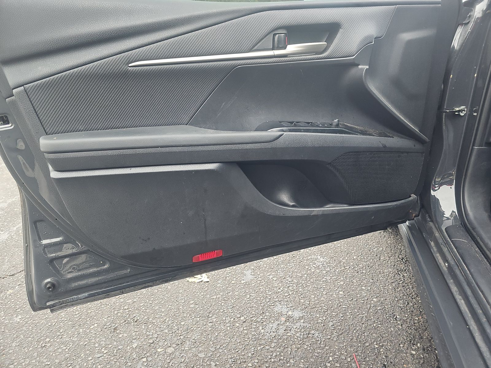 2025 Toyota Camry SE FWD