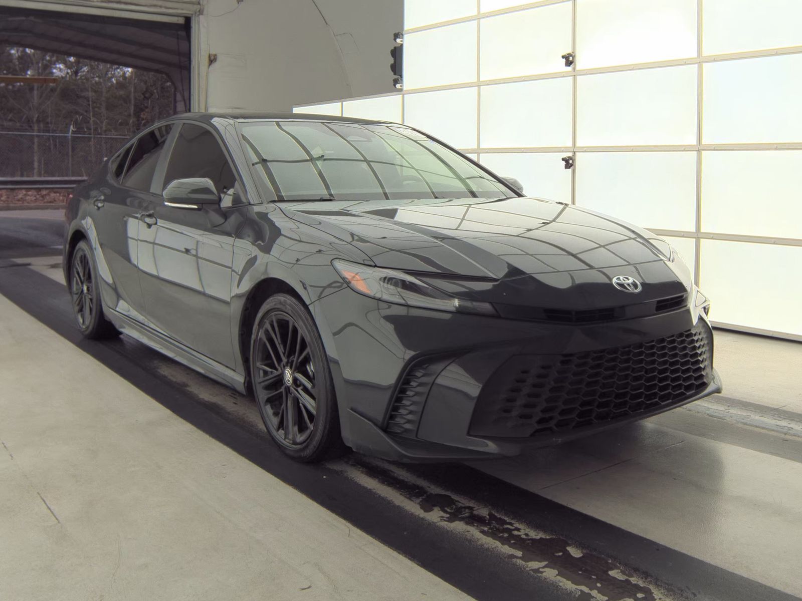 2025 Toyota Camry SE FWD