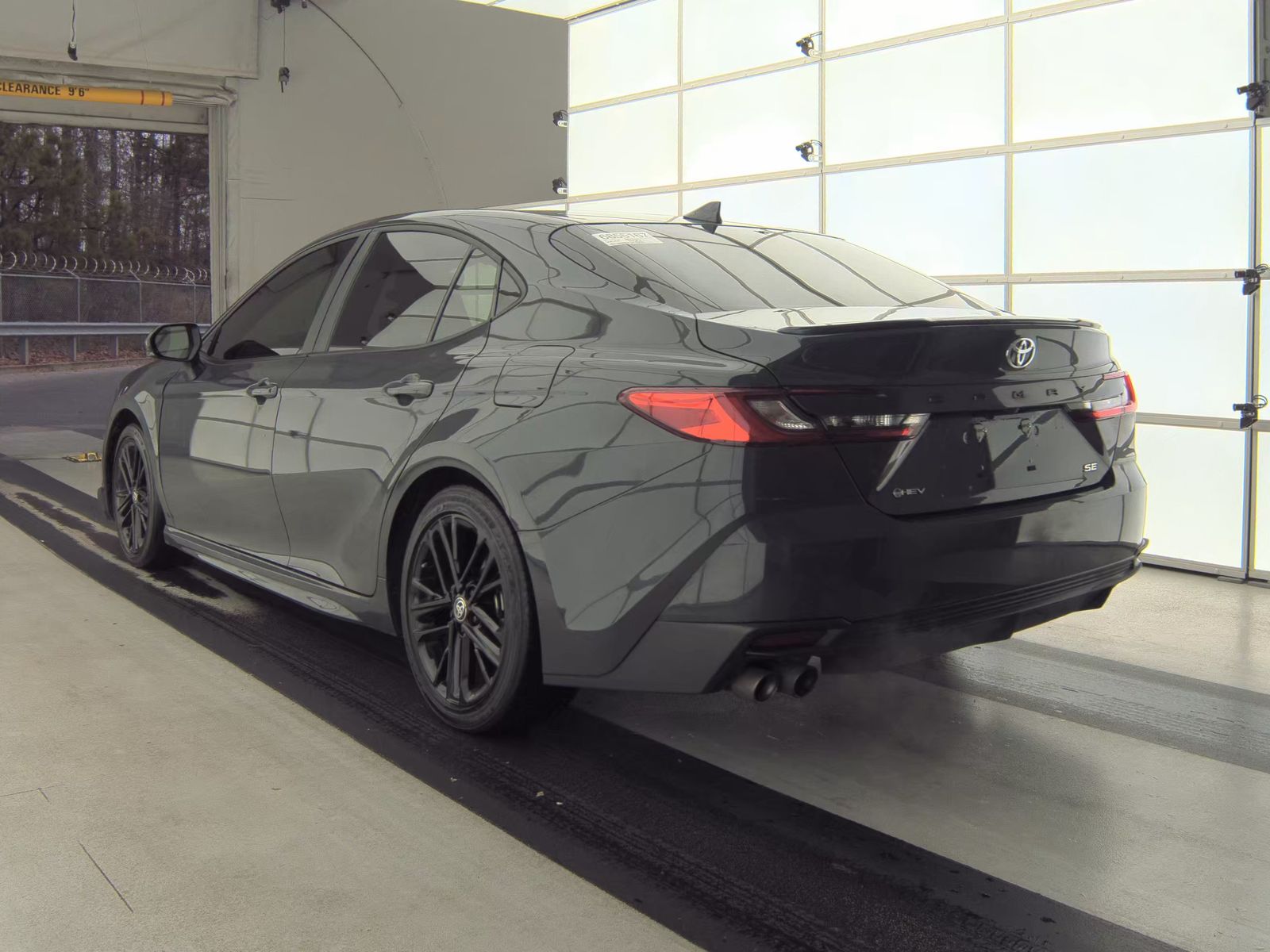 2025 Toyota Camry SE FWD