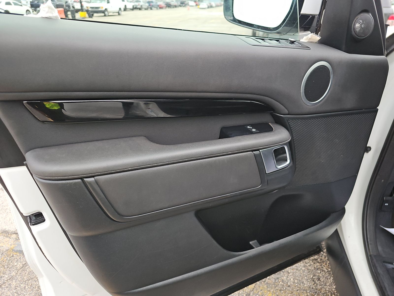 2020 Land Rover Discovery SE AWD