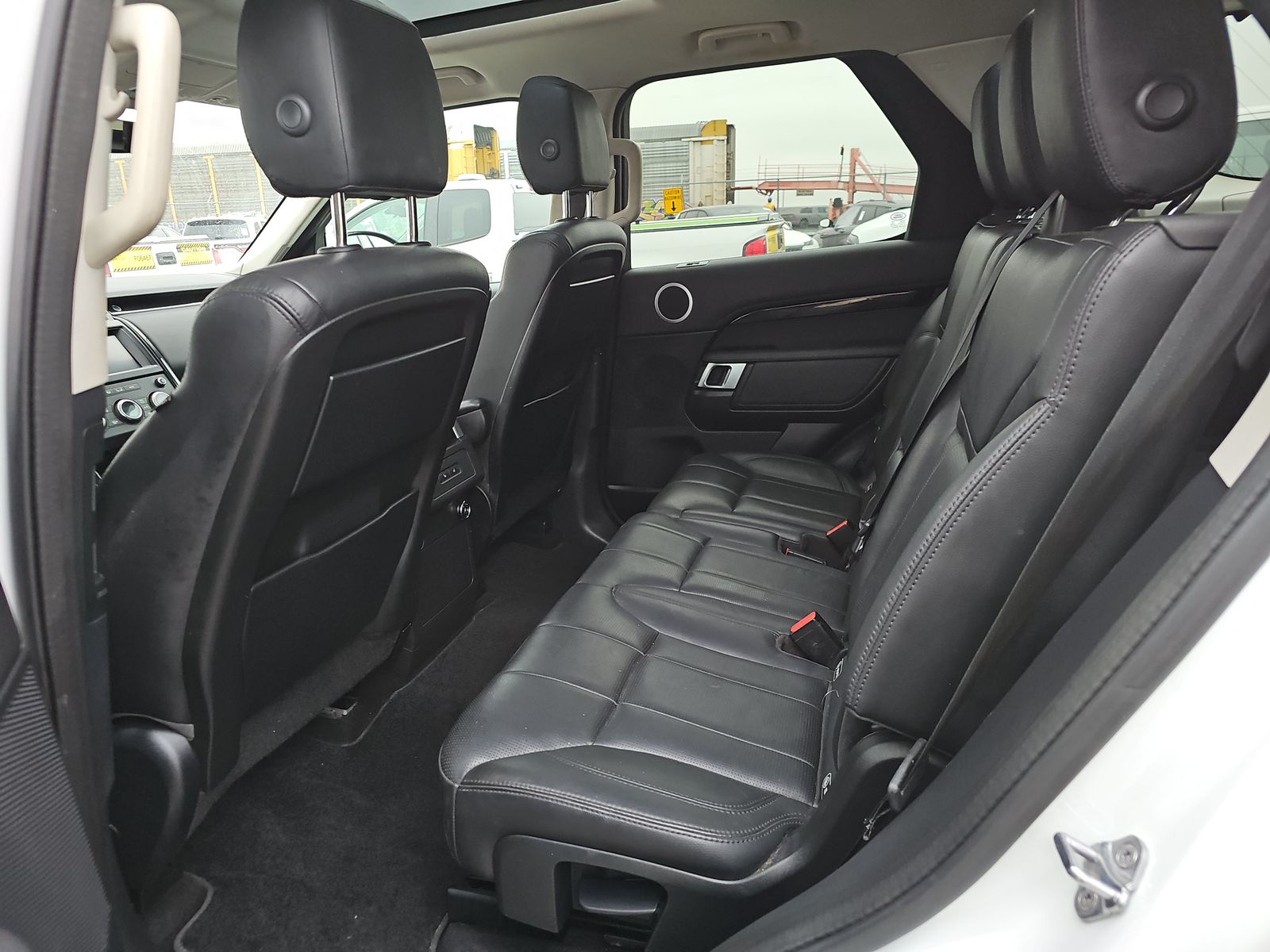 2020 Land Rover Discovery SE AWD