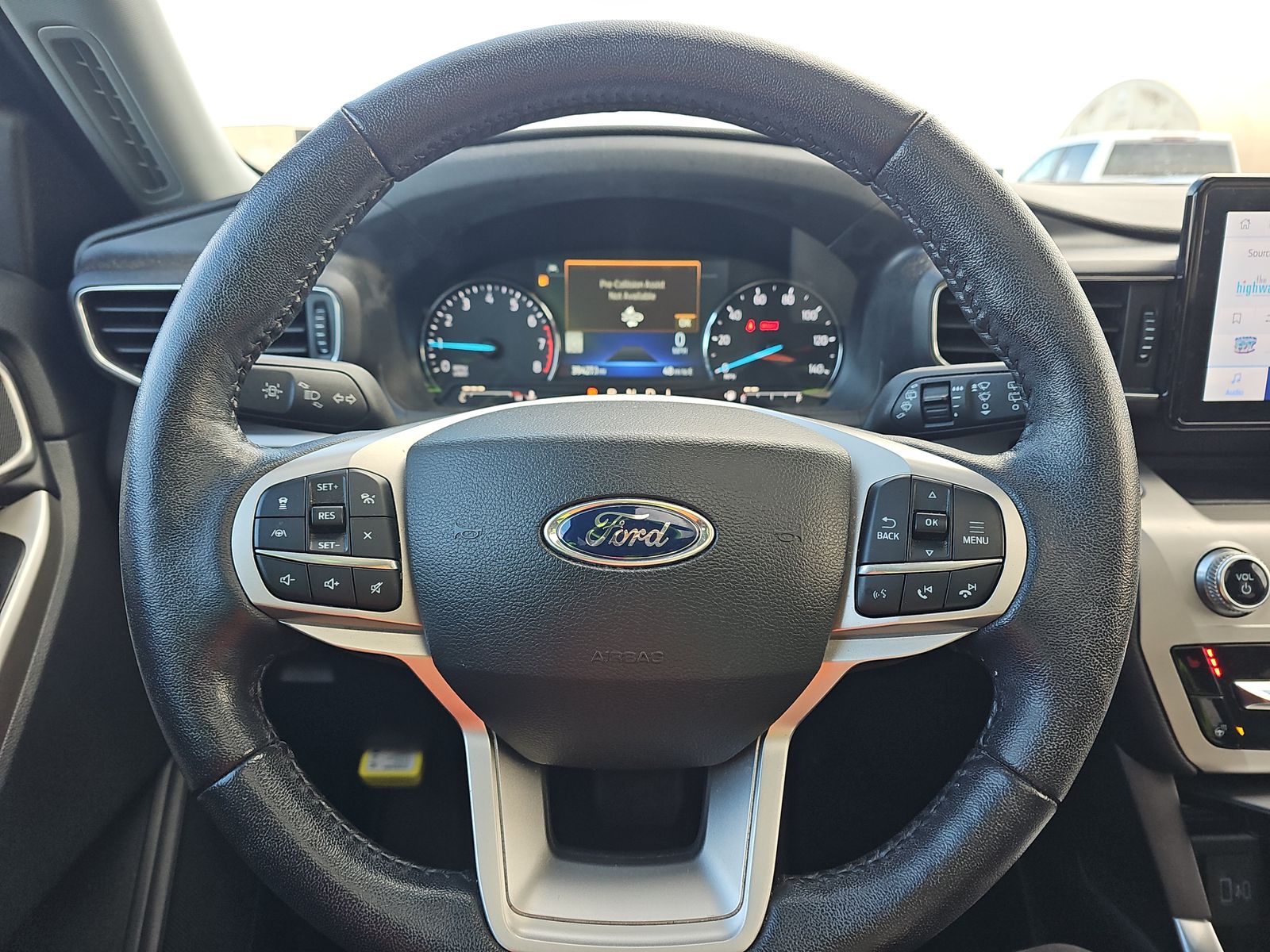 2022 Ford Explorer XLT AWD