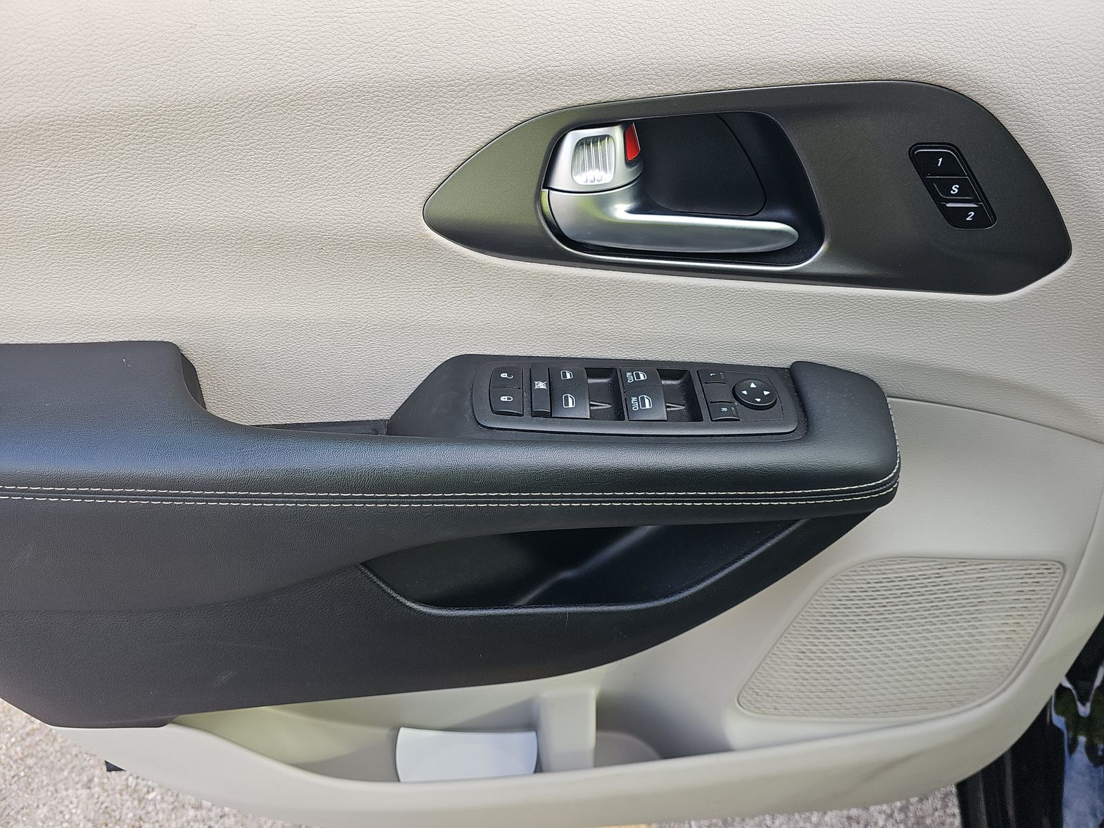 2024 Chrysler Pacifica Touring L FWD