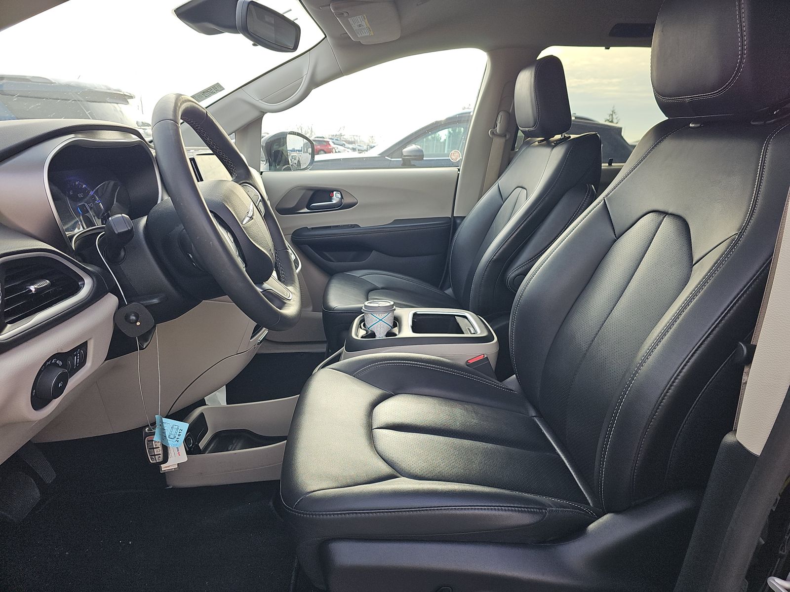 2024 Chrysler Pacifica Touring L FWD