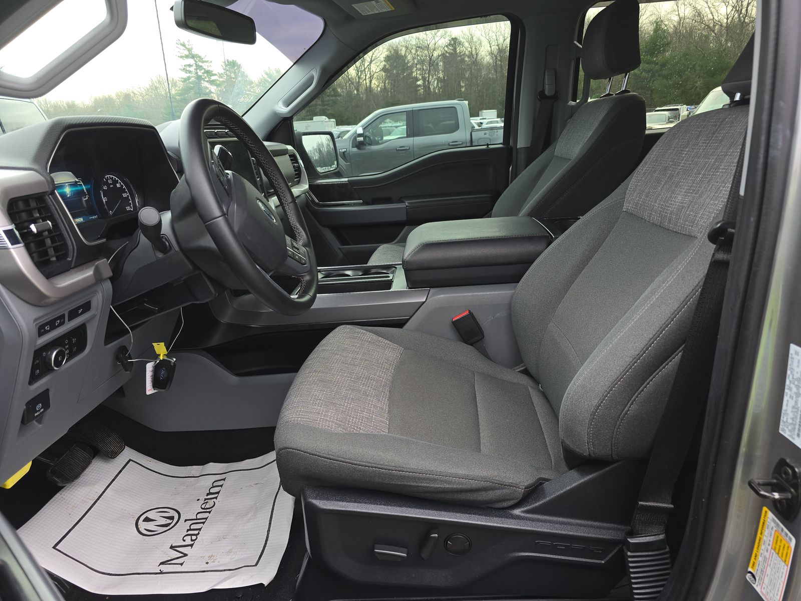 2023 Ford F-150 Hybrid XLT AWD