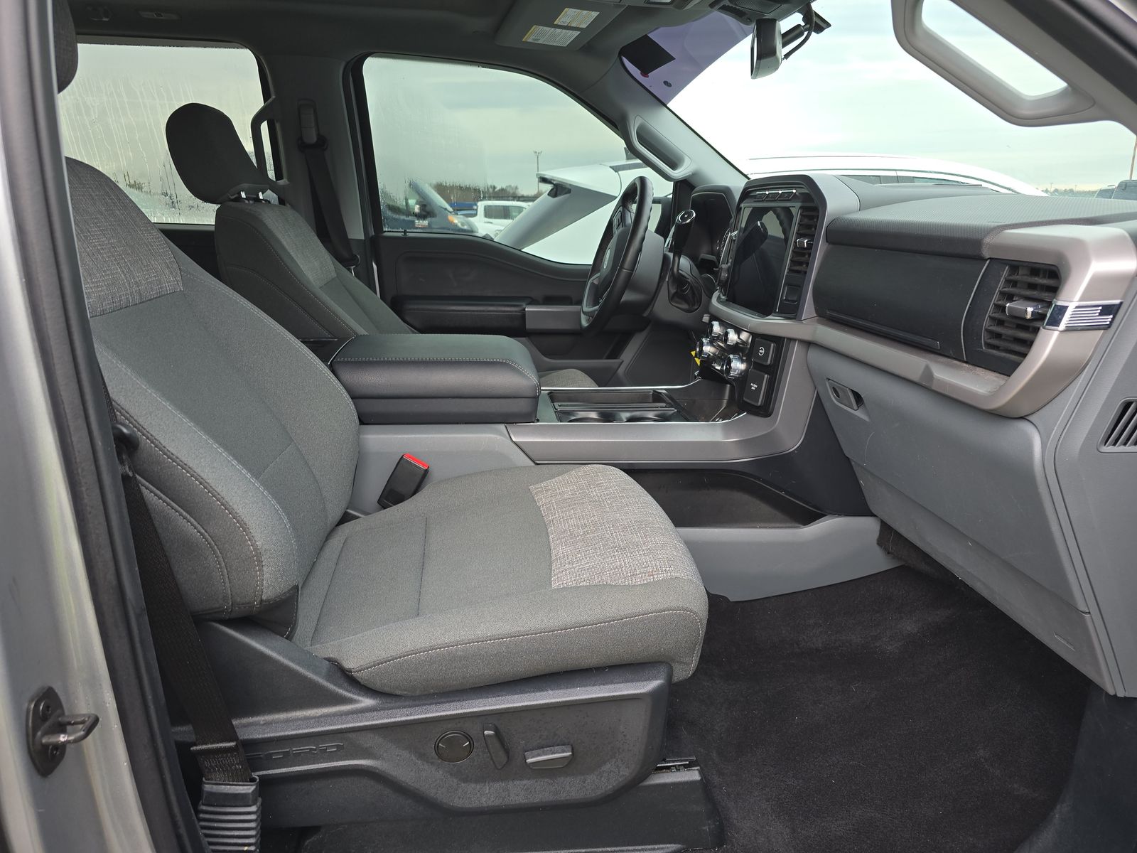 2023 Ford F-150 Hybrid XLT AWD