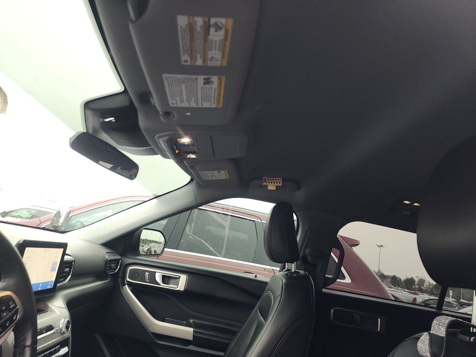 2024 Ford Explorer XLT RWD