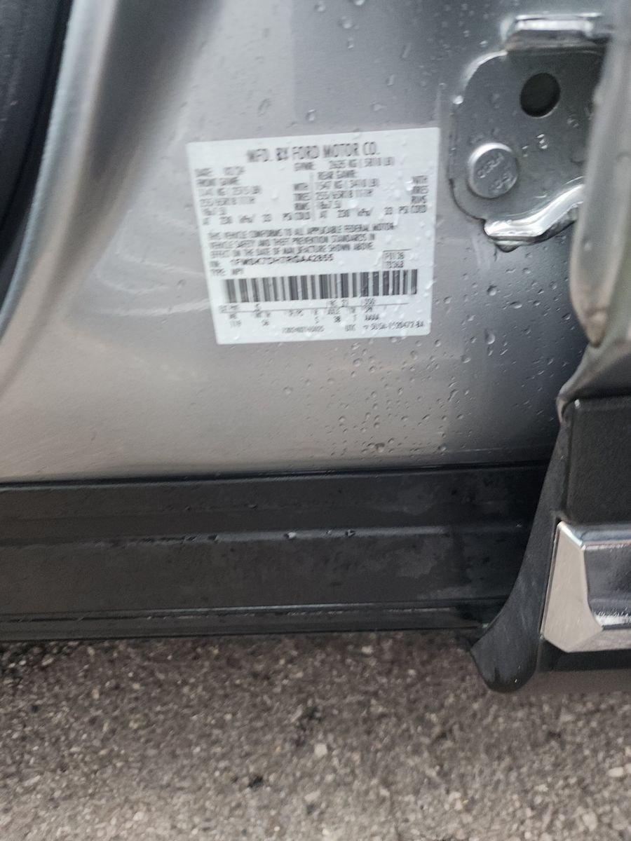 2024 Ford Explorer XLT RWD