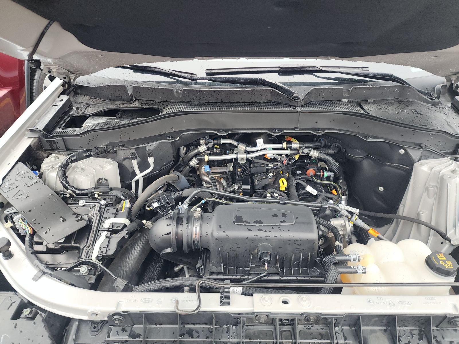 2024 Ford Explorer XLT RWD