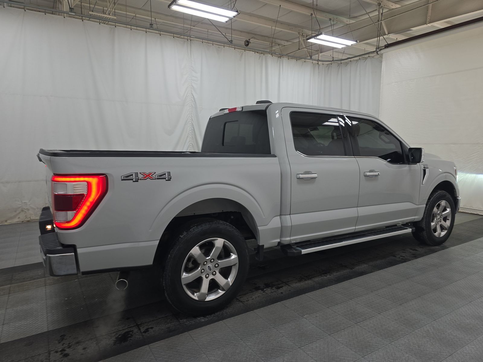 2023 Ford F-150 Lariat AWD