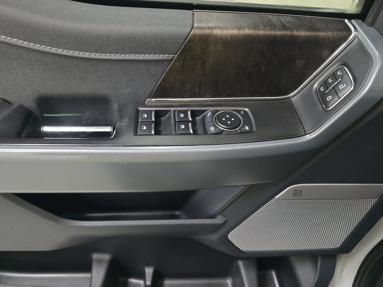 2023 Ford F-150 Lariat AWD