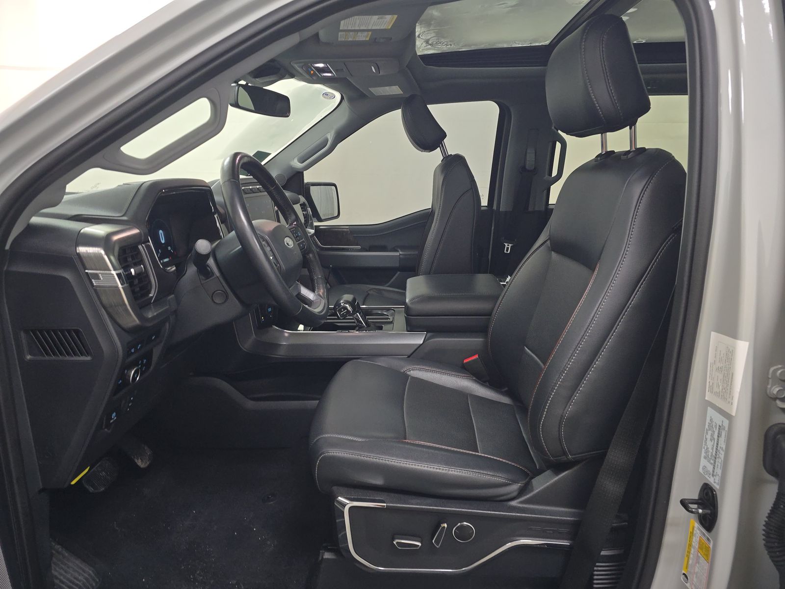 2023 Ford F-150 Lariat AWD