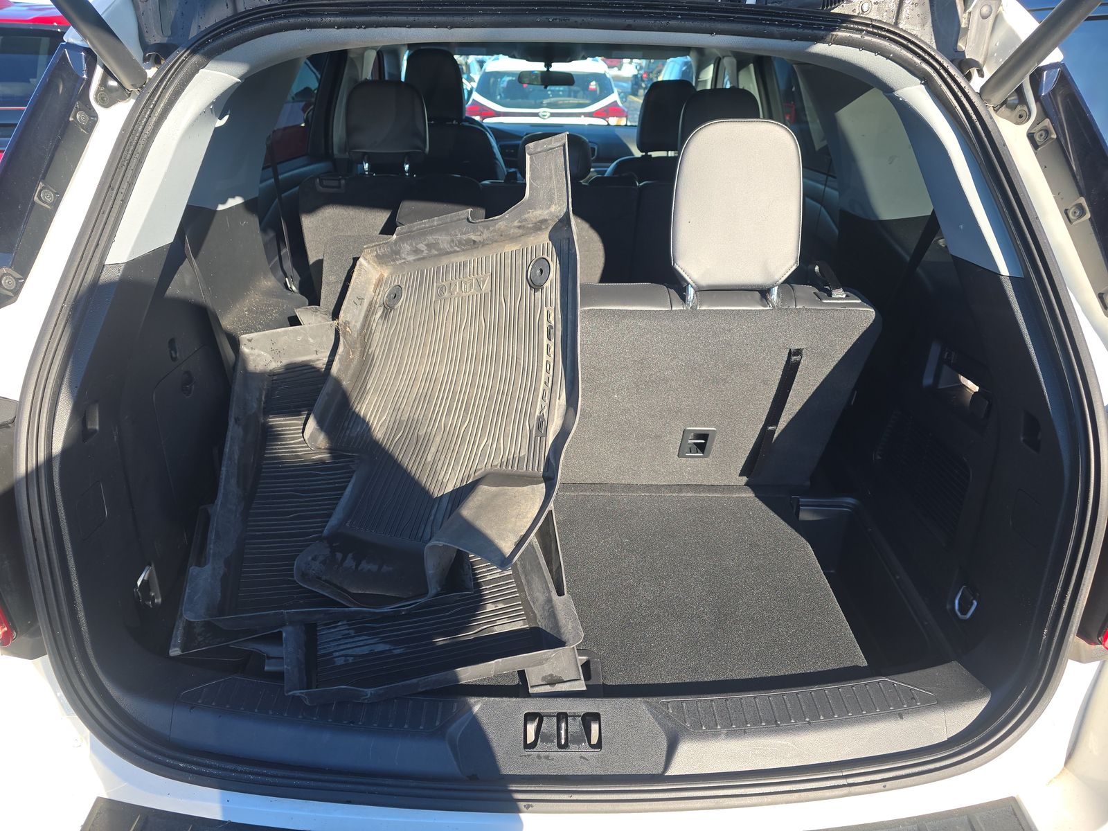 2023 Ford Explorer XLT AWD