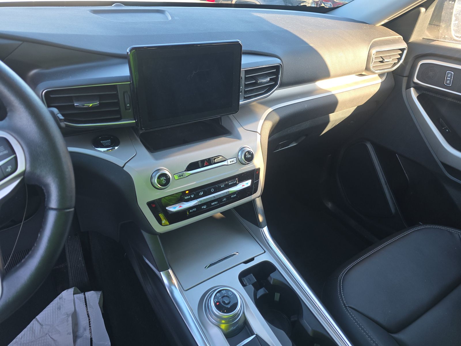 2023 Ford Explorer XLT AWD