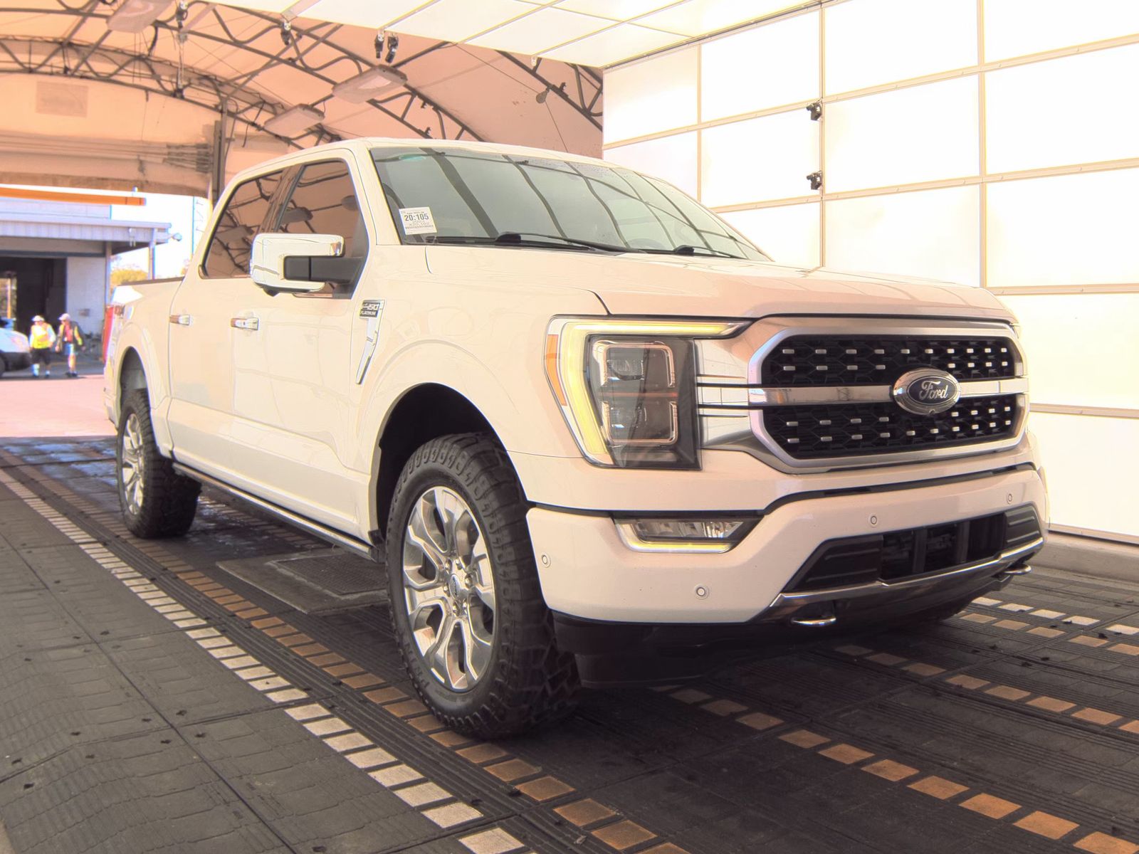 2023 Ford F-150 Platinum AWD