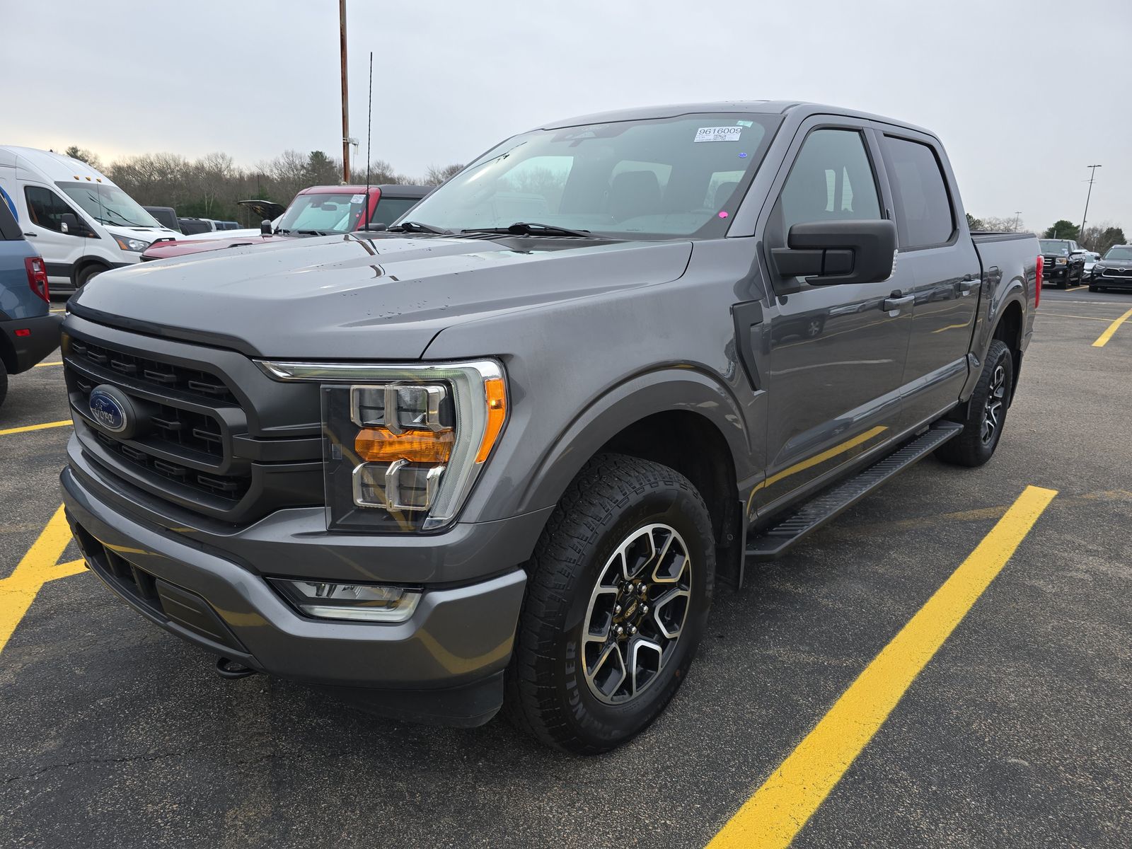 2022 Ford F-150 XLT AWD
