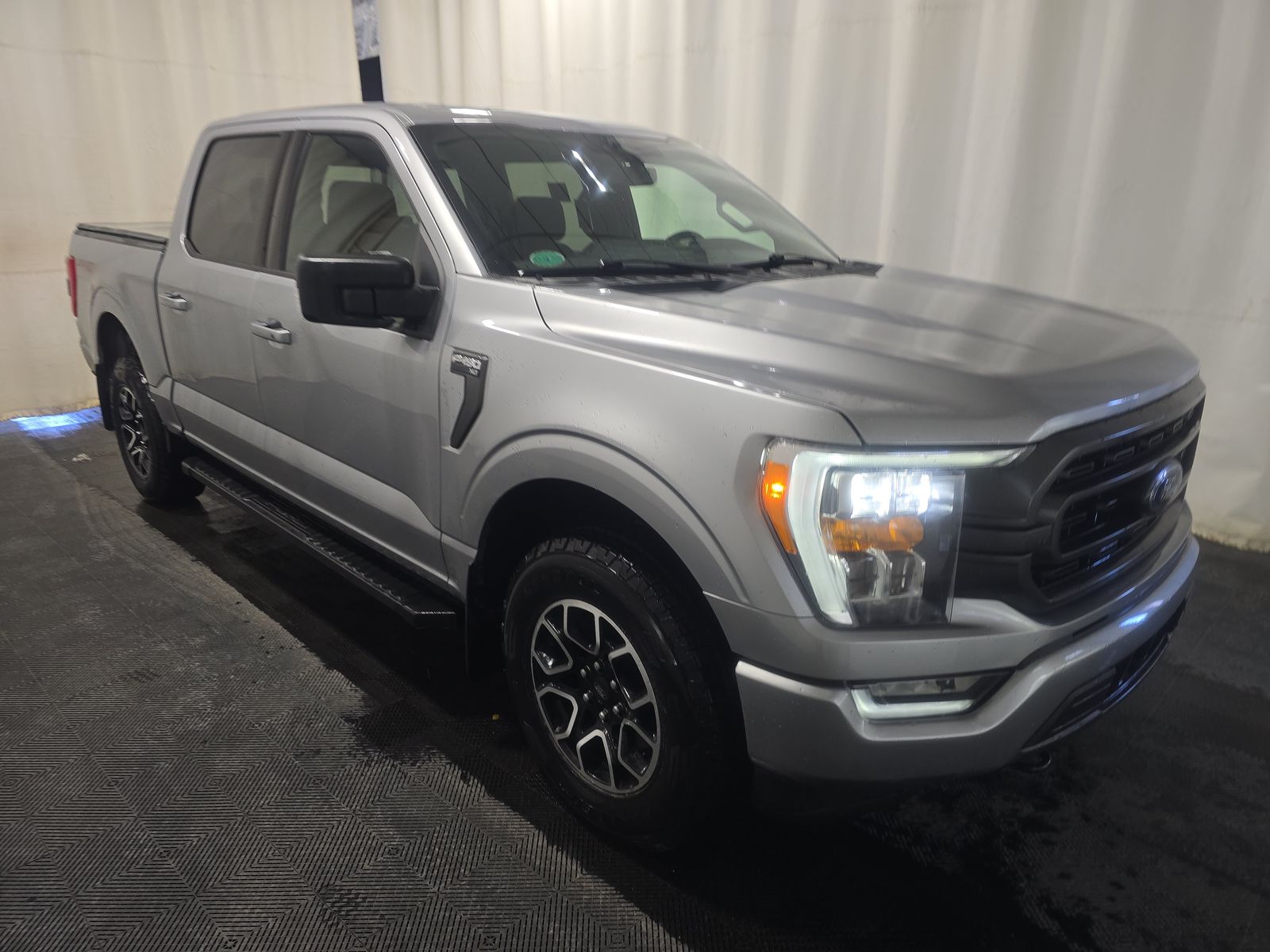 2022 Ford F-150 XLT AWD