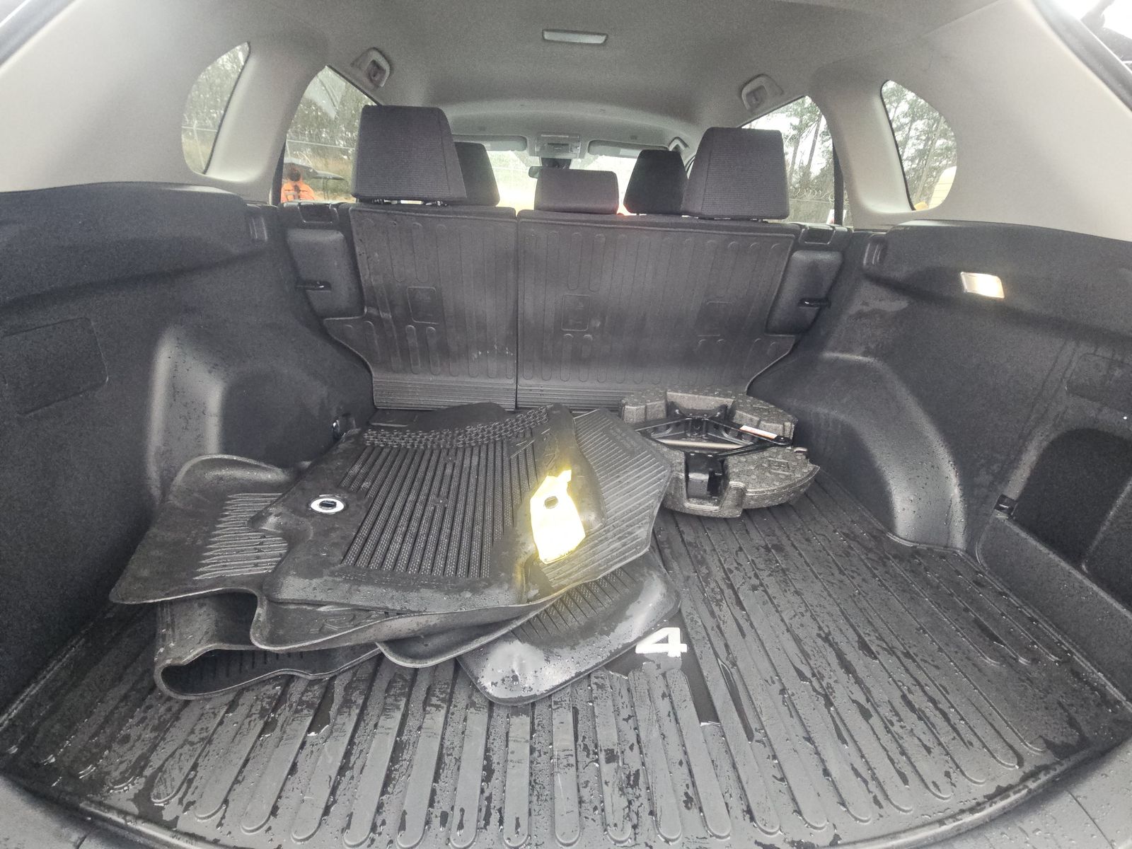 2024 Toyota RAV4 LE FWD