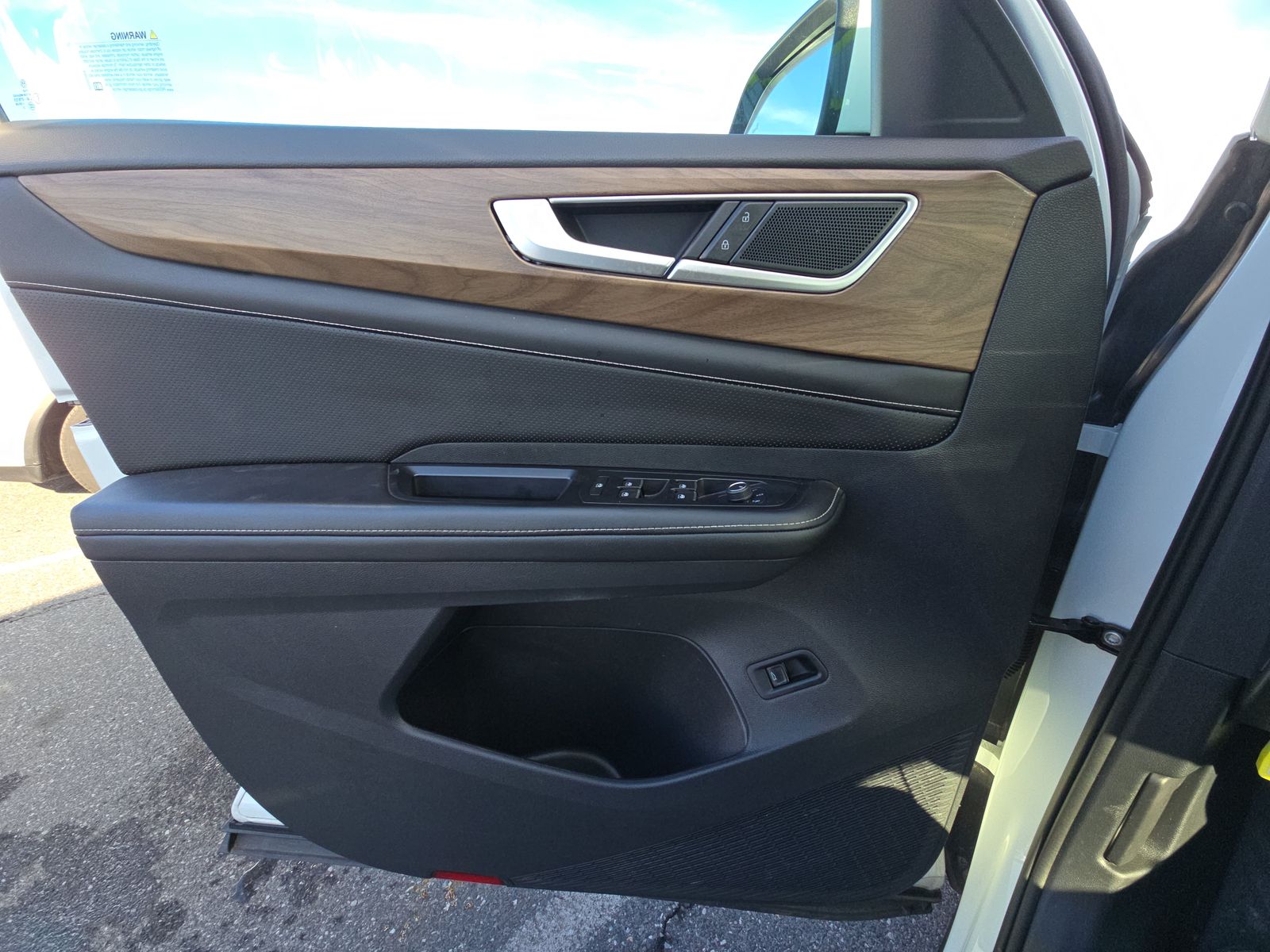 2024 Volkswagen Atlas 2.0T SE AWD