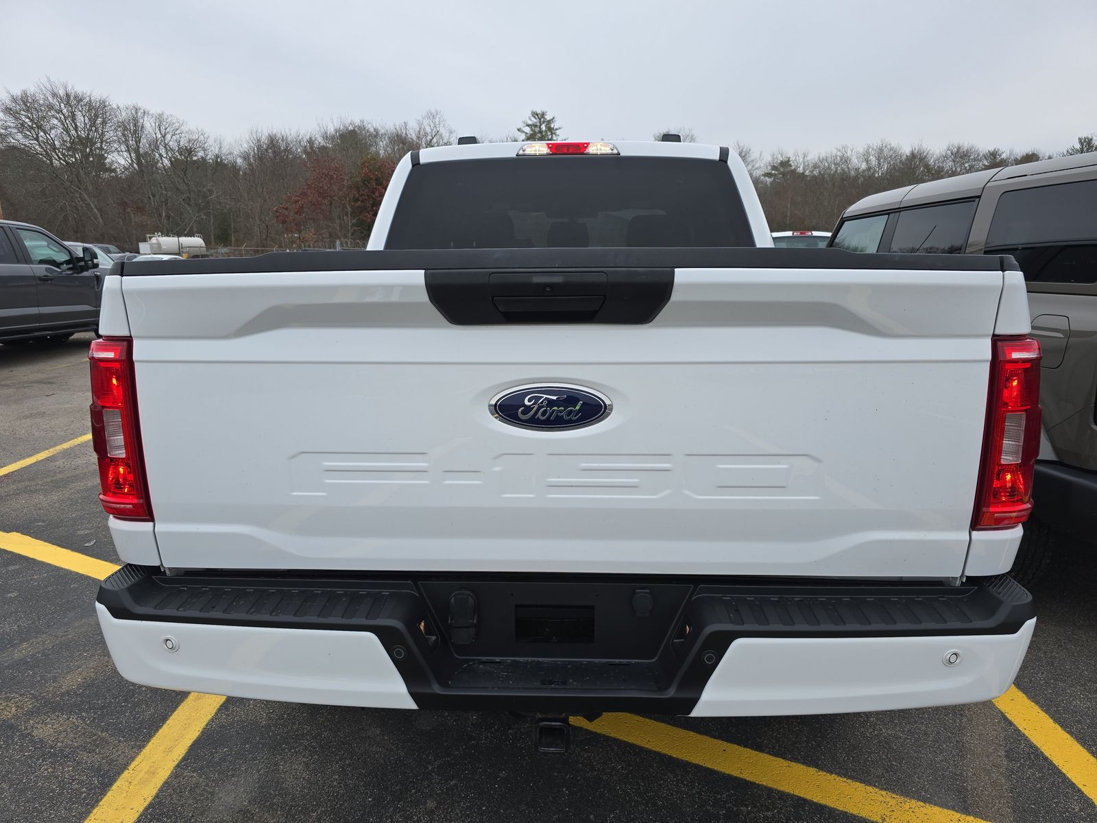2022 Ford F-150 XL AWD