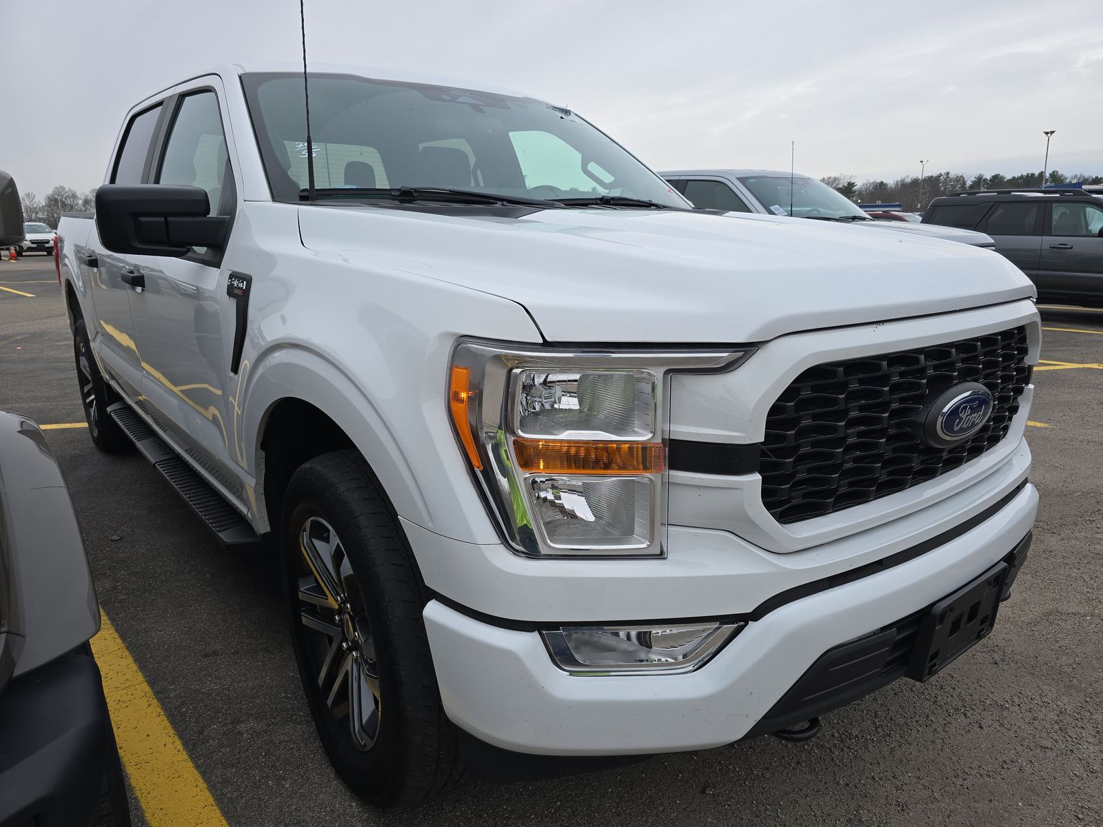 2022 Ford F-150 XL AWD