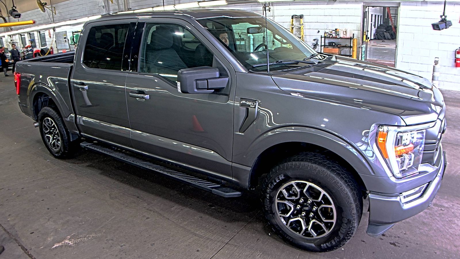 2022 Ford F-150 XLT AWD