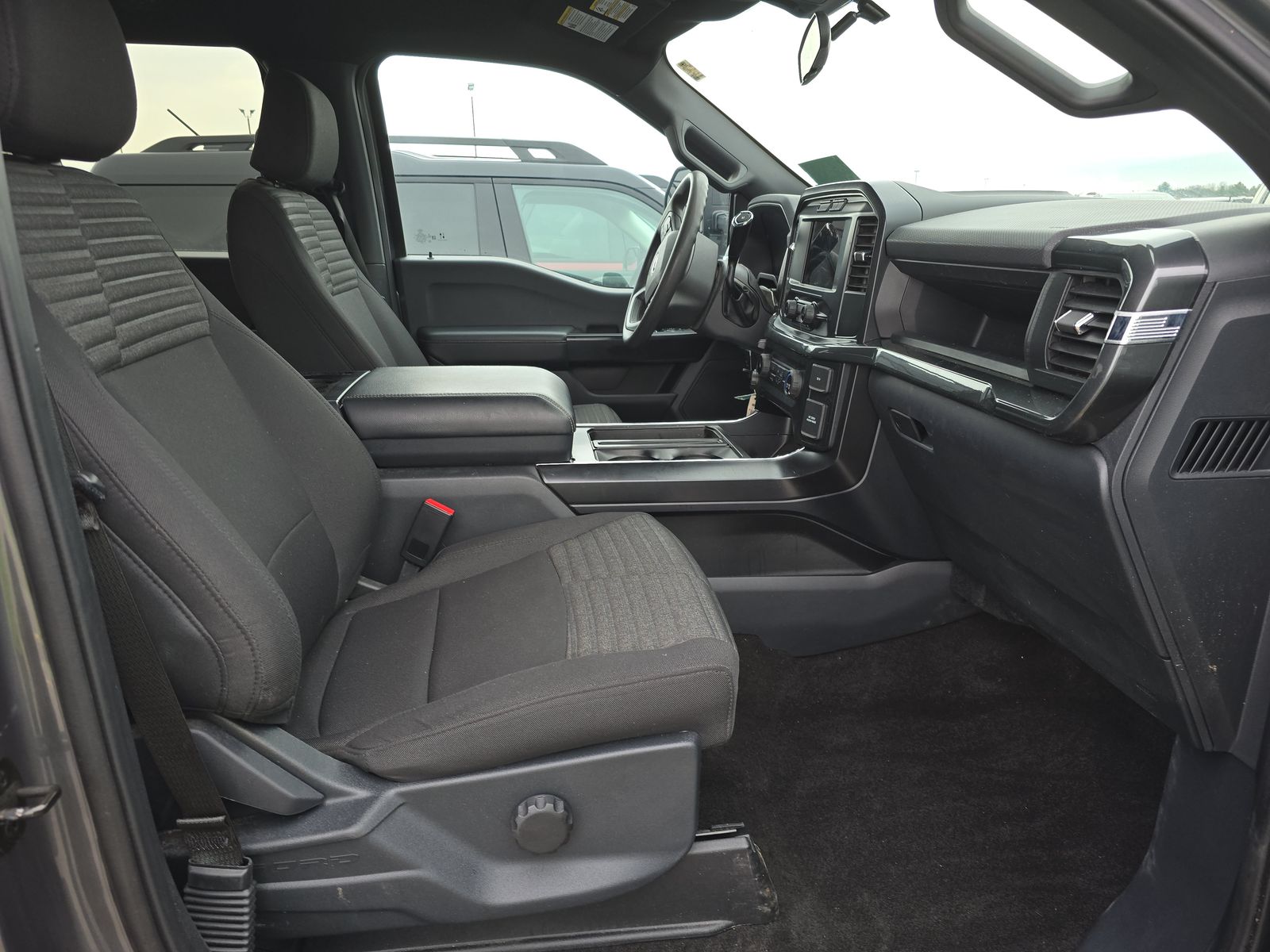 2022 Ford F-150 XL AWD