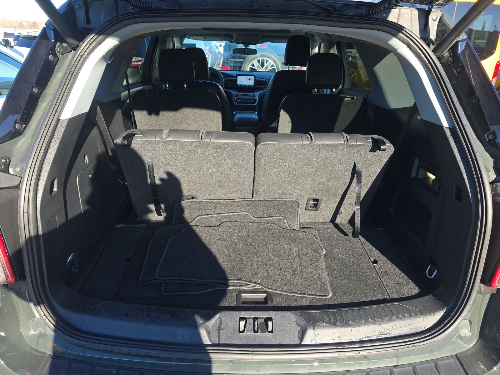 2023 Ford Explorer XLT AWD