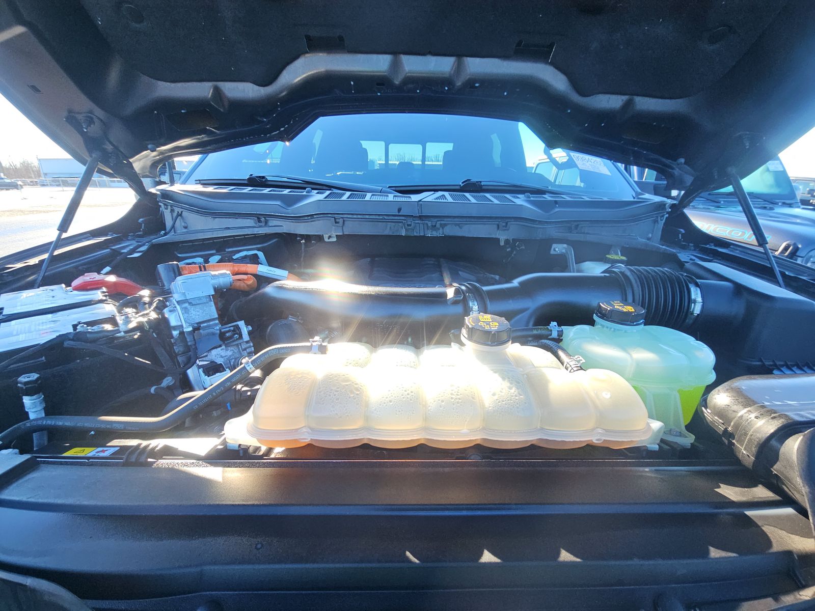 2023 Ford F-150 Hybrid Lariat AWD