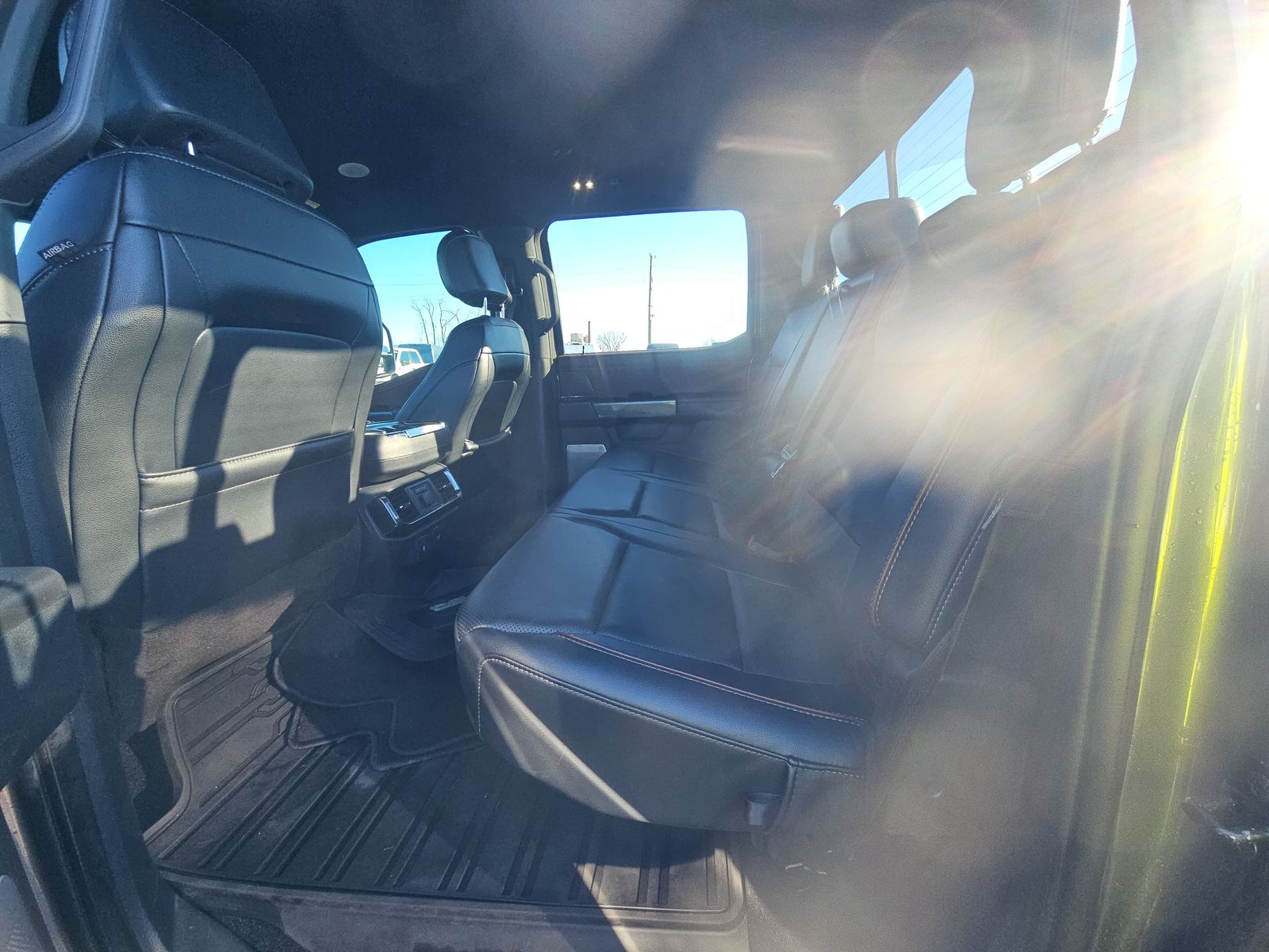 2023 Ford F-150 Hybrid Lariat AWD