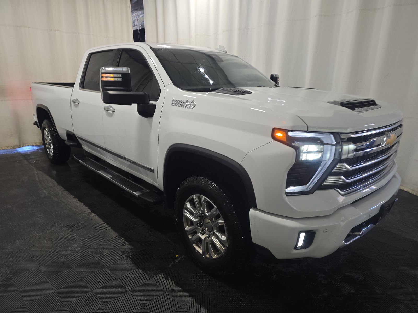 2024 Chevrolet Silverado 3500HD High Country AWD