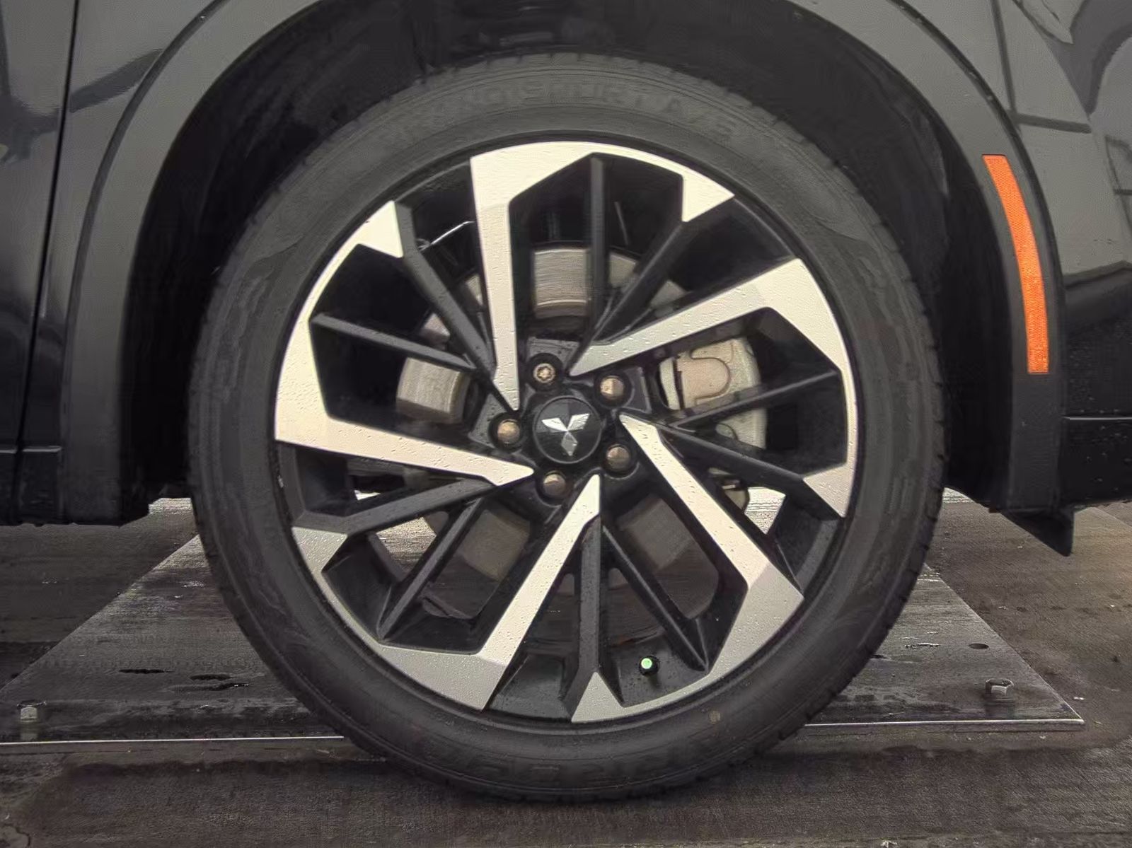 2024 Mitsubishi Outlander SEL FWD