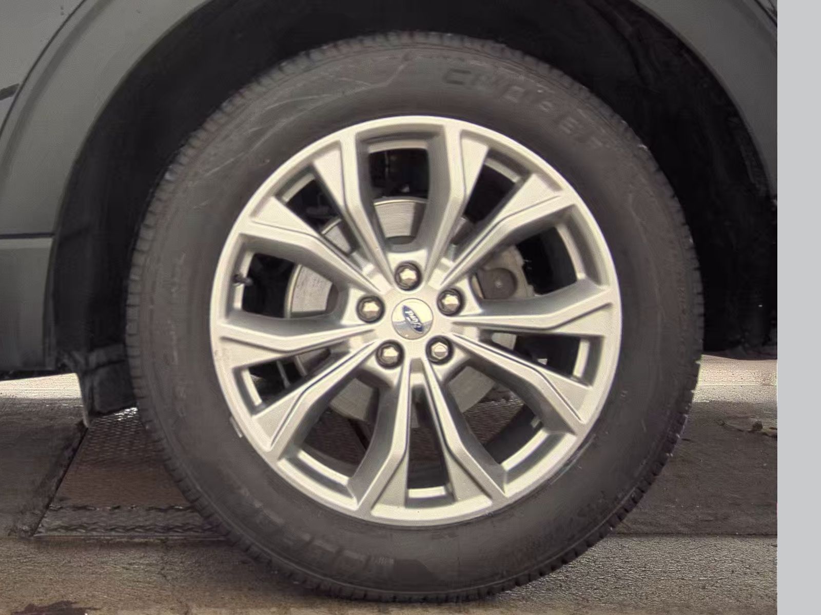 2023 Ford Explorer Limited AWD