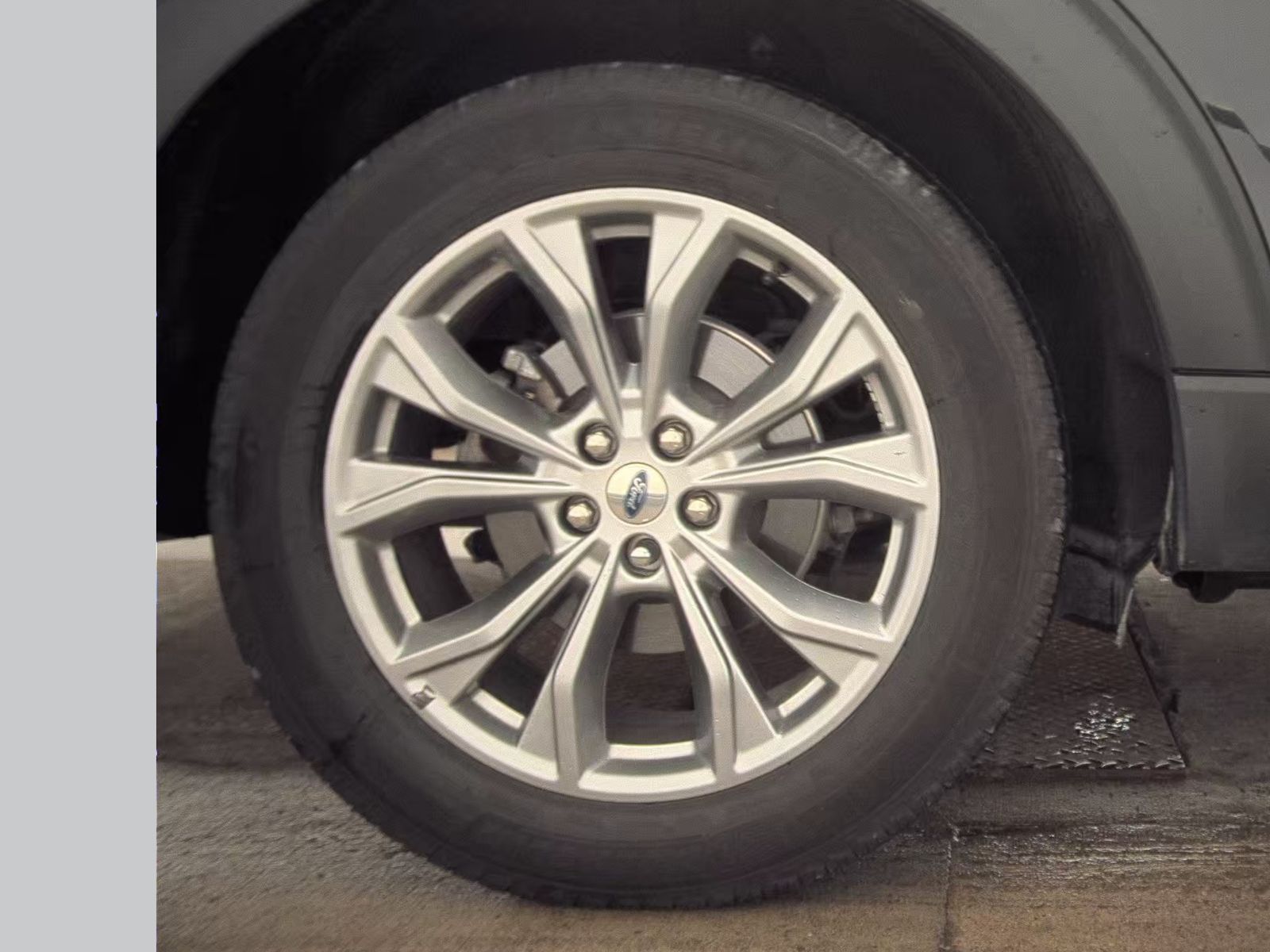 2023 Ford Explorer Limited AWD