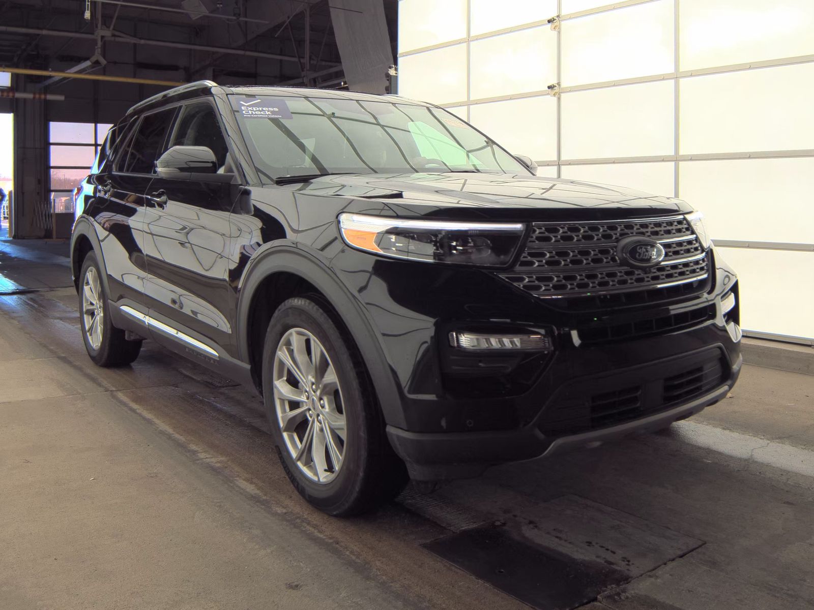 2023 Ford Explorer Limited AWD