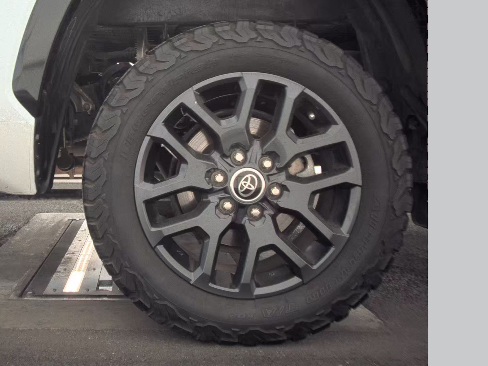 2022 Toyota Tundra Platinum AWD