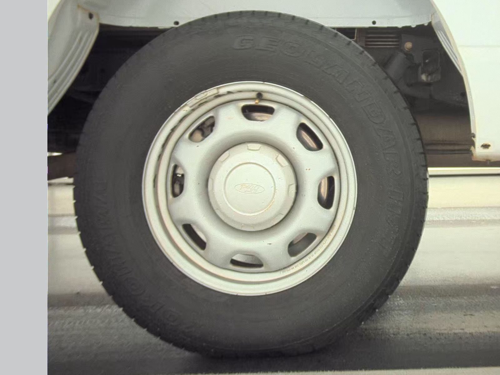 2022 Ford F-150 XL RWD