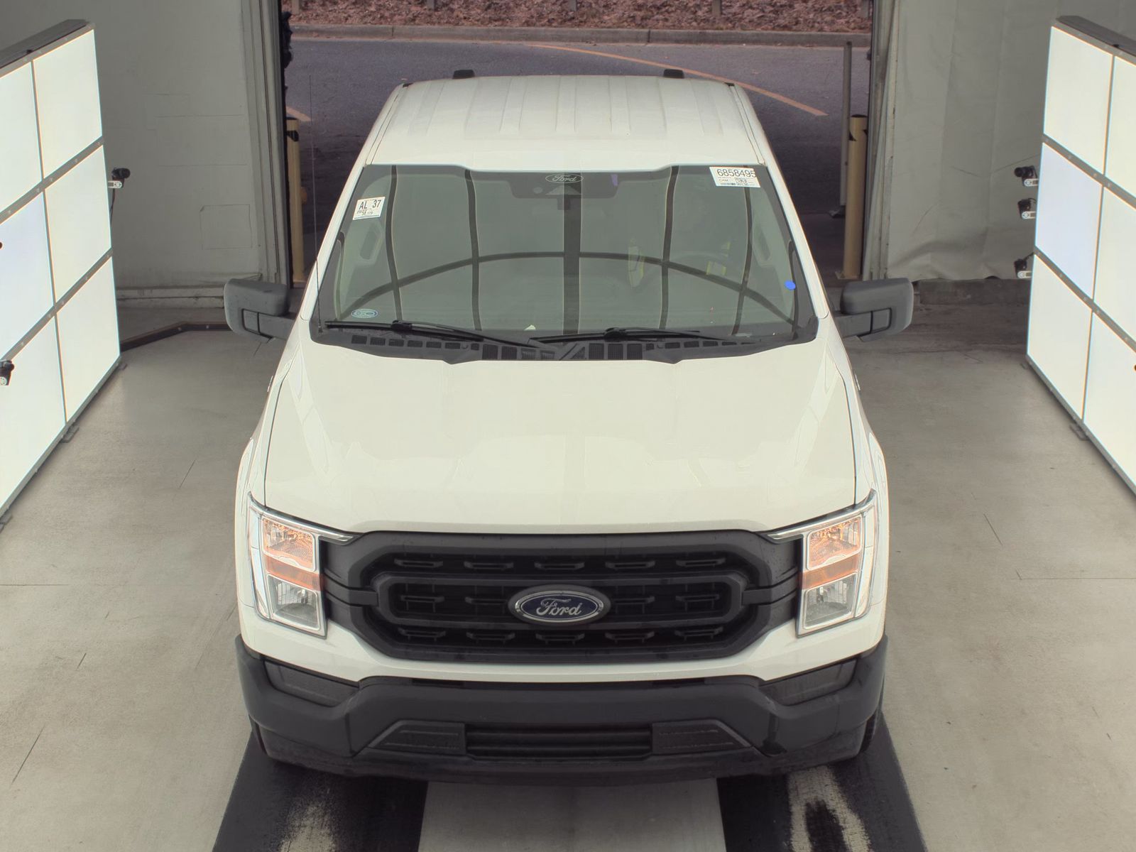 2022 Ford F-150 XL RWD