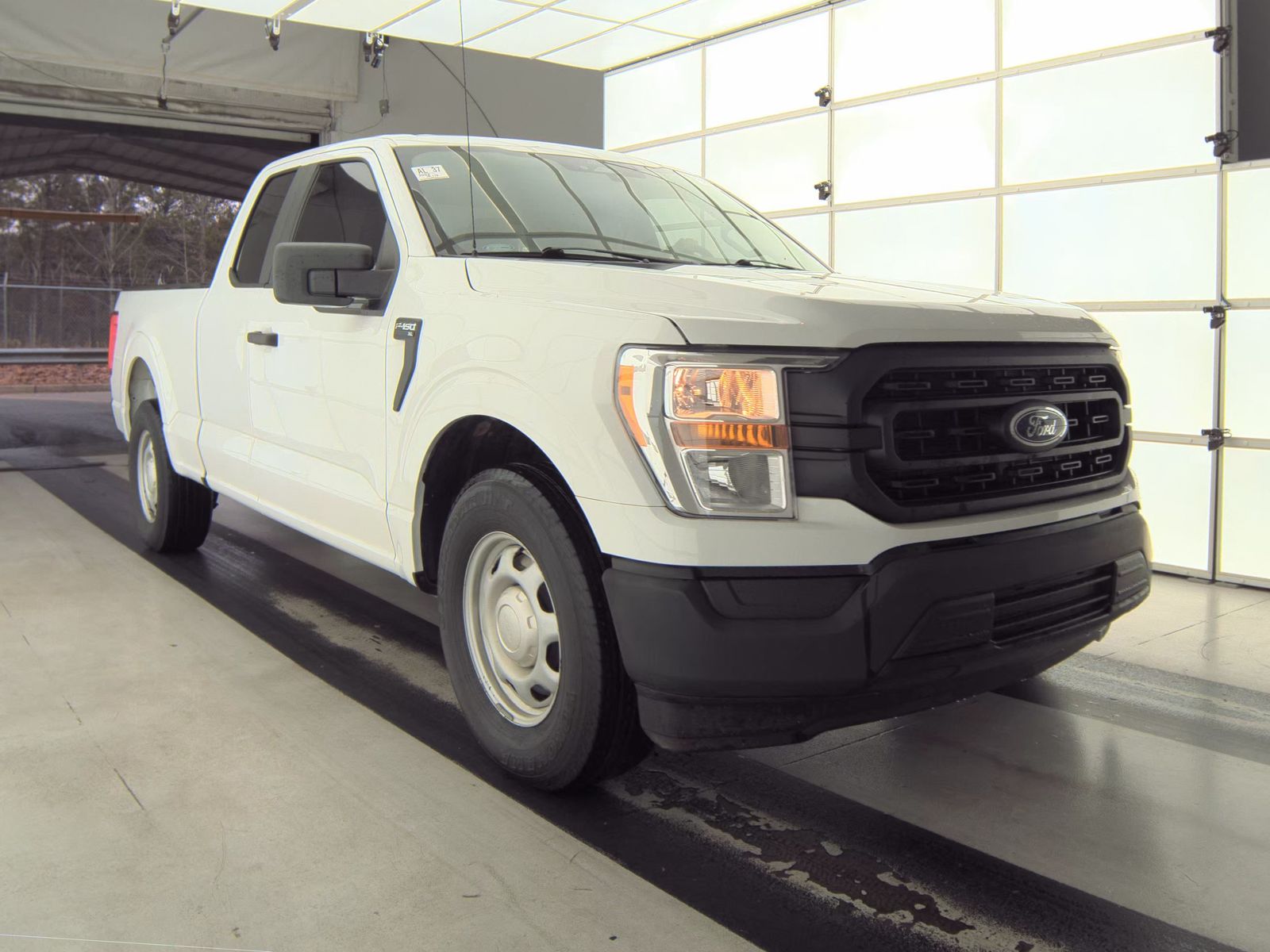 2022 Ford F-150 XL RWD