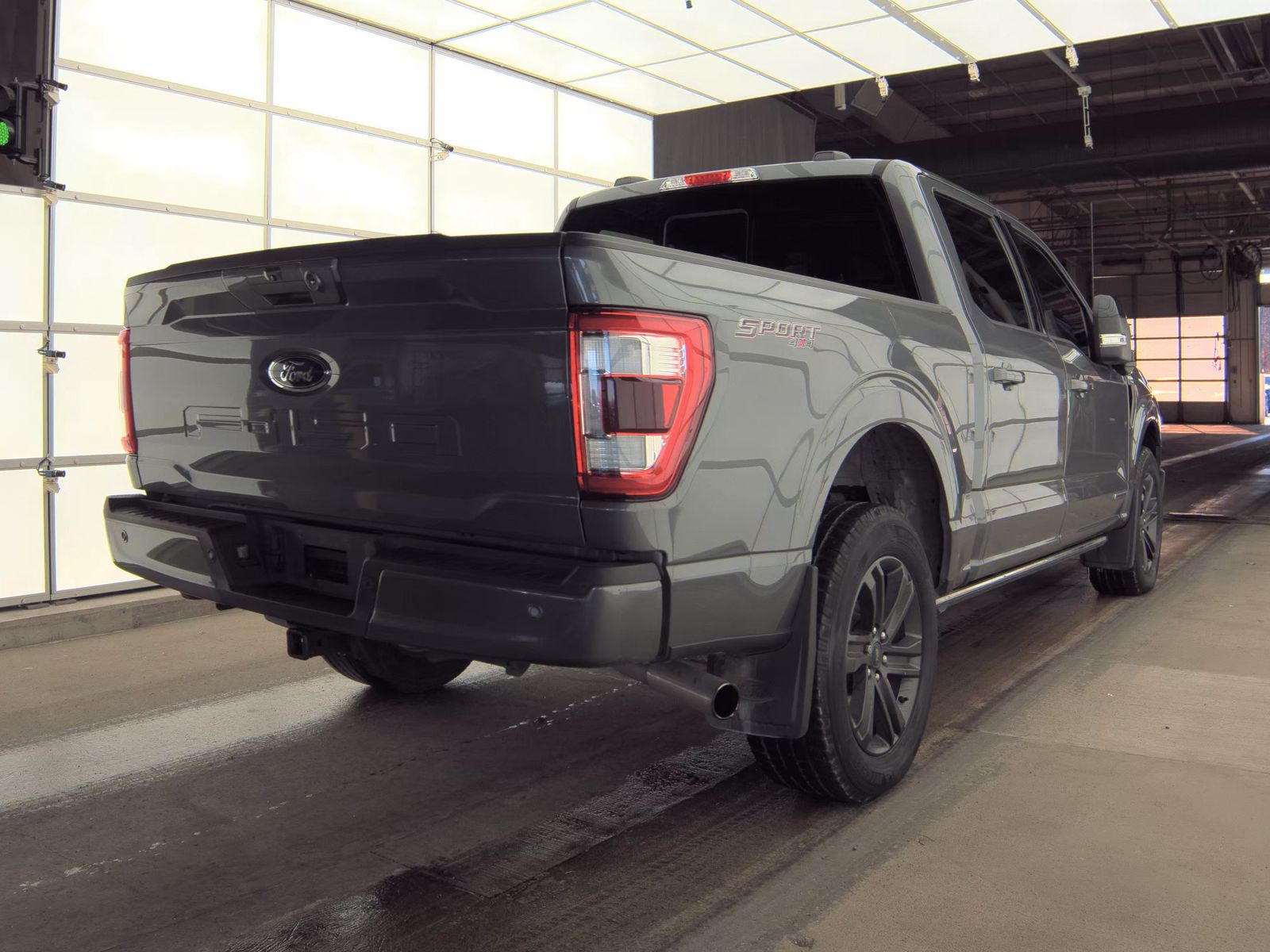2023 Ford F-150 Hybrid Lariat AWD