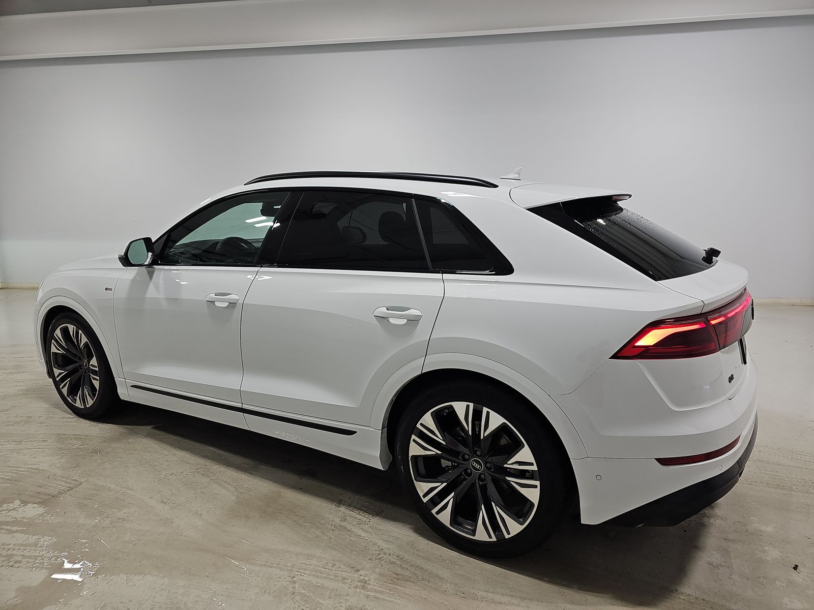 2025 Audi Q8 Prestige AWD
